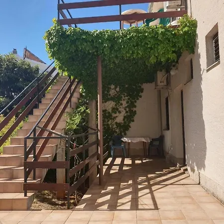 Apartment Soling